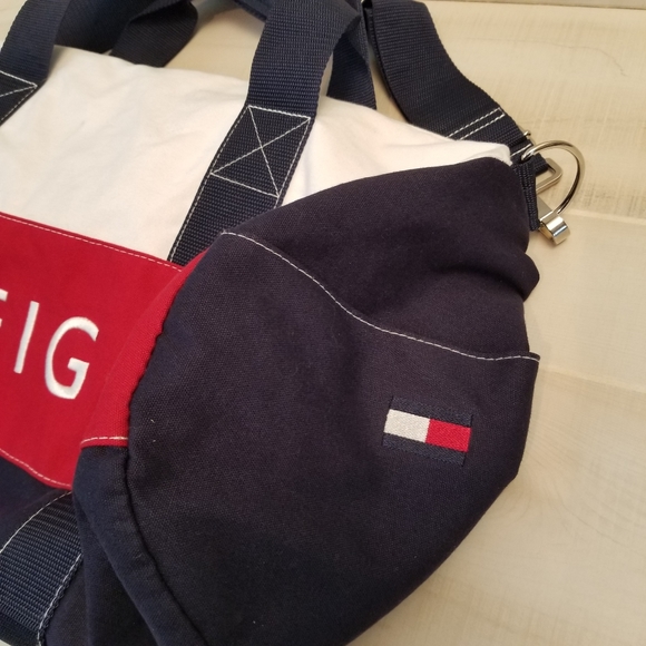 Vintage Tommy Hilfiger Big Flag Logo Spell Out Duffle Bag - Picture 4 of 10